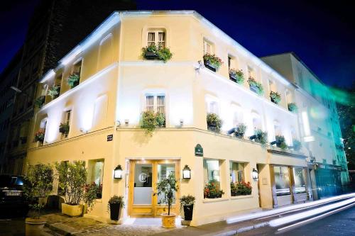 El edificio en el que está el hotel