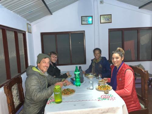Huéspedes de Bardia Eco Friendly Homestay