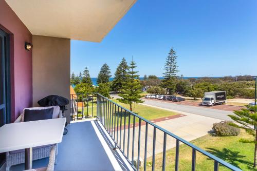 Cottesloe Marine Apartment – Photos 3