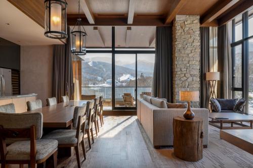 Gallery image of Yu Kiroro, Ski-in Ski-out Luxury Residences in Akaigawa