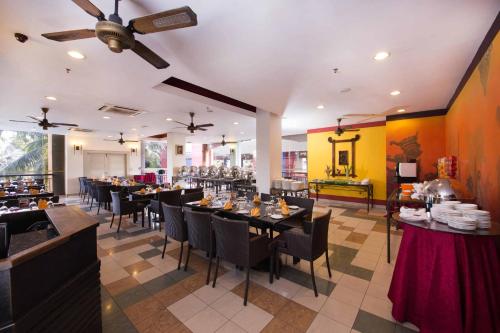 Ancasa Residences, Port Dickson by Ancasa Hotels & Resorts tesisinde bir restoran veya yemek mekanı