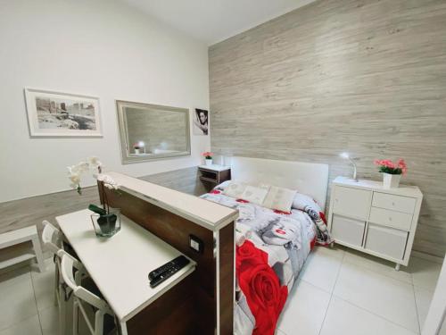 A bed or beds in a room at Sophia