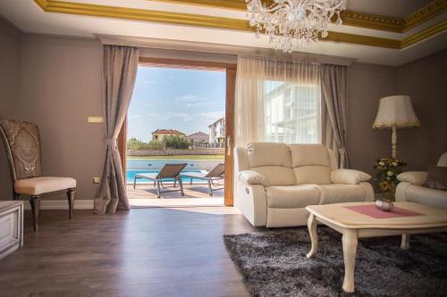 Villa Mihaela Deluxe – Photos 2
