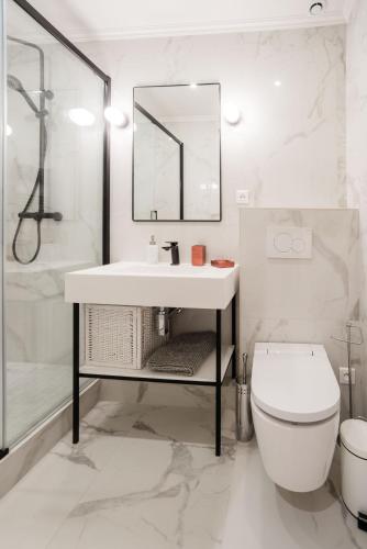 SUITE ELUARD au cœur de la Rive Gauche, neuf, design, 2-4 personnes