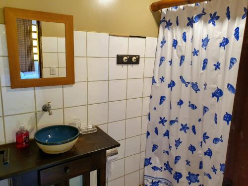 A bathroom at Casa da Rua 1 - Cavalcante/GO