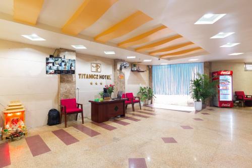 Gallery image of Titanic 2 Hotel in Hanoi