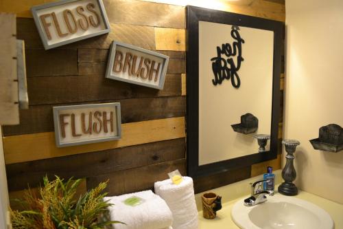 Gallery image of River Place Condos #407 2BD in Pigeon Forge