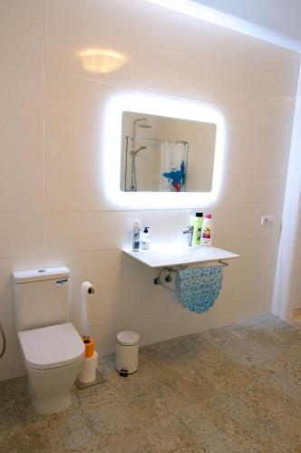 Bilik mandi di Loft Valentia Tous Calpe