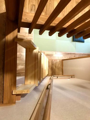 Postel nebo postele na pokoji v ubytování Nozawa Onsen Utopia