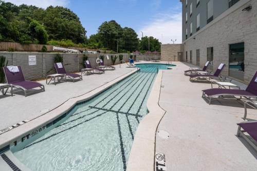 Holiday Inn Express & Suites Memphis Arpt Elvis Presley Blv, an IHG Hotel Image
