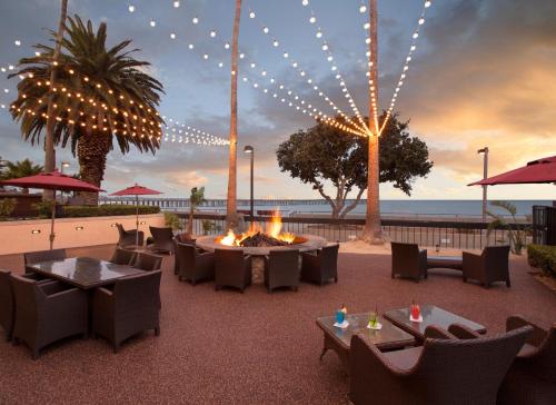 Gallery image of Crowne Plaza Hotel Ventura Beach, an IHG Hotel in Ventura