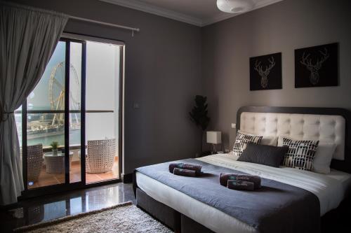 Shams 4 - HiGuests, Dubai – Updated 2022 Prices