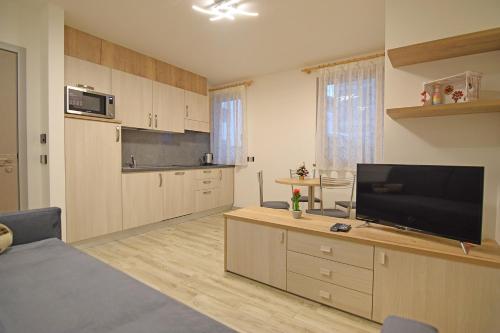 Kuchyň nebo kuchyňský kout v ubytování casa vacanze arcobaleno