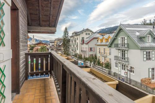 A balcony or terrace at Appartement Hibou - Welkeys