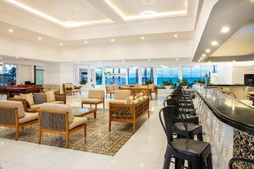 O lounge ou bar de Krystal Cancun