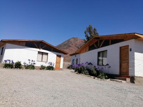 Gallery image of Cabañas Cadizmar in Pichidangui