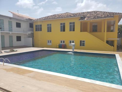 A piscina localizada em Suítes Soure ou nos arredores
