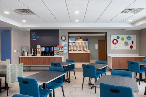 Ποτά στο Holiday Inn Express Hotel & Suites Columbus by IHG