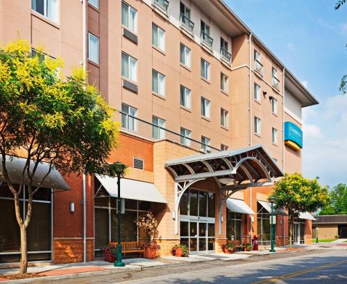 a rendering of the front of a hotel at Staybridge Suites Chattanooga Downtown - Convention Center by IHG in Chattanooga