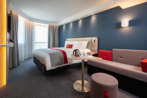 Zdjęcie z galerii obiektu Holiday Inn Express - Rouen Centre - Rive Gauche, an IHG Hotel w Rouen