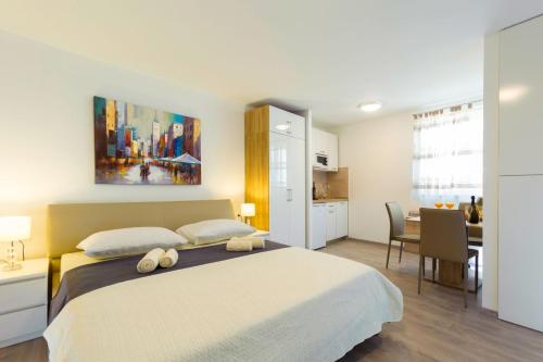 Apartments & Room Libar