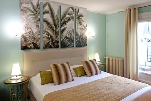 Gallery image of Hotel Les Pasteliers in Albi