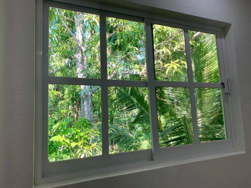 Taman di luar Solez Zihuatanejo