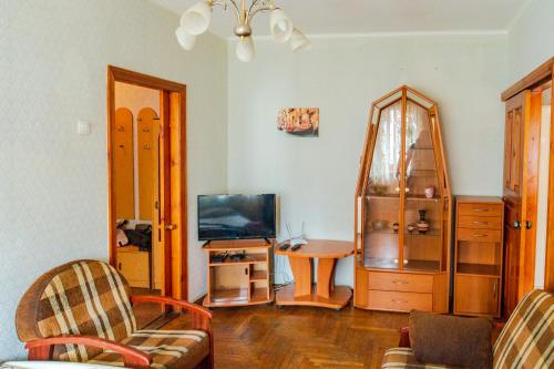 Μια τηλεόραση ή/και κέντρο ψυχαγωγίας στο Квартира по улице Большая Васильковская, 101