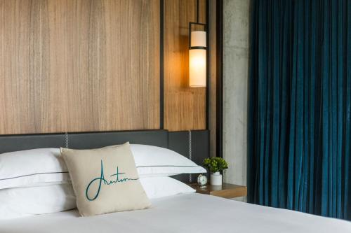 Kimpton Aertson Hotel by IHGにあるベッド