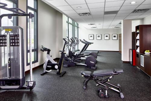 
The fitness centre and/or fitness facilities at Kimpton Overland Hotel - Atlanta Airport, an IHG Hotel
