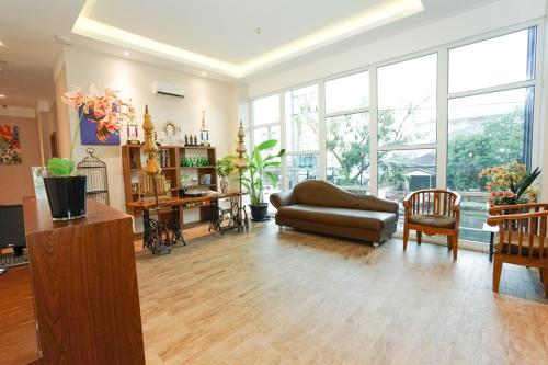Фотография из галереи Deli Hotel в Медане