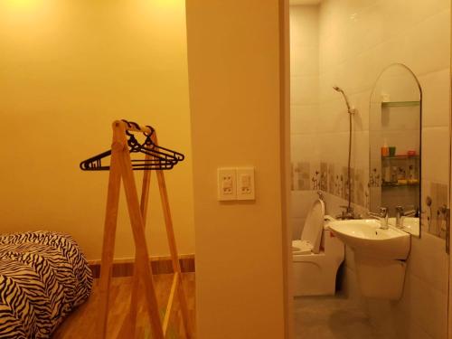 Bilik mandi di Salem House