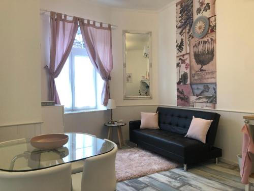 Area tempat duduk di Dunakavics Boutique Apartman Szentendre