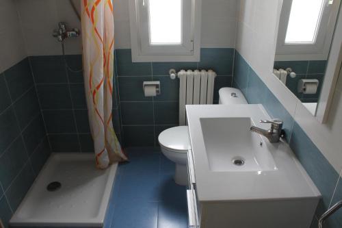 Koupelna v ubytování Casa Les Roques