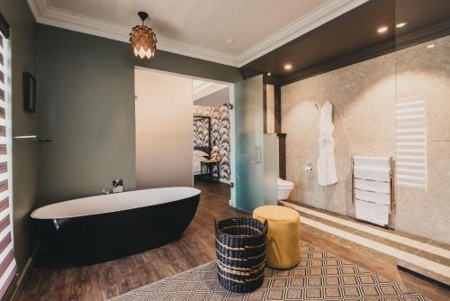 Foto de la galería de The Feather Hill Boutique Hotel en Potchefstroom