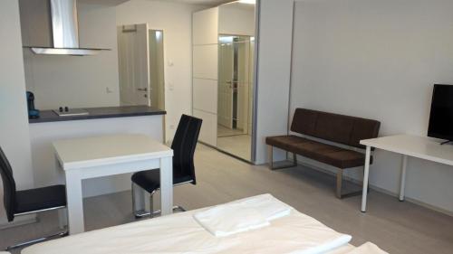 203 Rom, Studio Apartment, 38m2 1-4 Persにあるテレビまたはエンターテインメントセンター