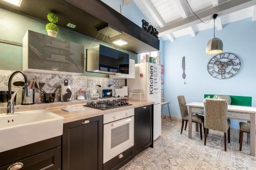 Rome As You Feel - Torre Design Apartment