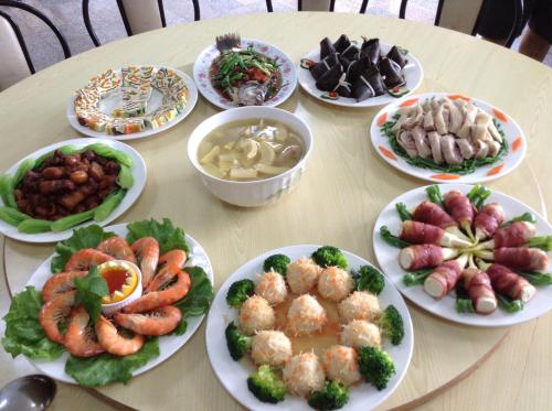 Gallery image of Alishan MinYue Hotel in Fengshan