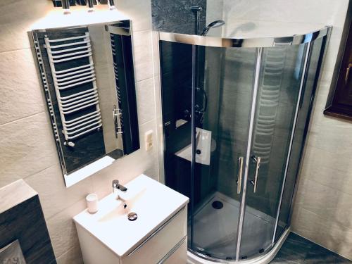 Ένα μπάνιο στο Szyszka