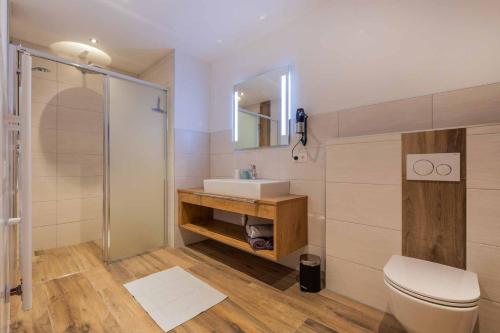 Et badeværelse på Ferienhaus Gipfelblick