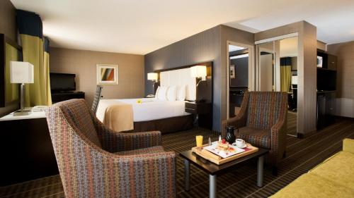 Imagem da galeria de Holiday Inn & Suites Mississauga West - Meadowvale, an IHG Hotel em Mississauga