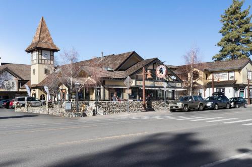 Imagen de la galería de Haven on Cathedral, en Tahoe City