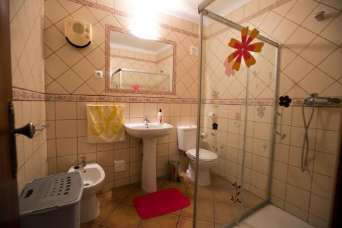 Kúpeľňa v ubytovaní Tapada da Beirã