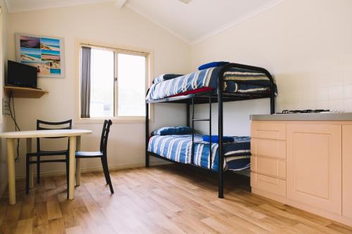 Gallery image of Port Gregory Caravan Park in Gregory