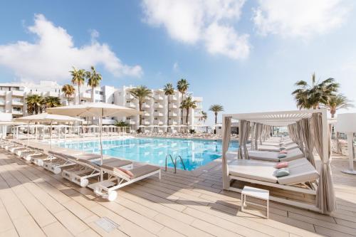 an rendering of the pool at the resort at Hotel Garbi Ibiza & Spa in Playa d'en Bossa