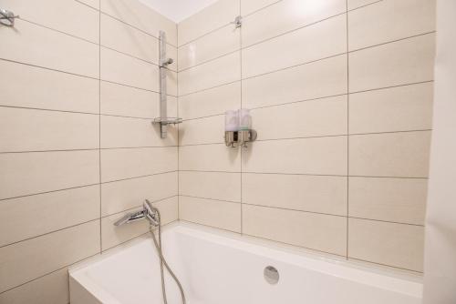 Bathroom sa Luxury Westpark 2 Presidentialsuite with Lake View W4