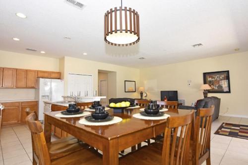 163 Watersong 5 Bedroom Villa, Davenport, United States