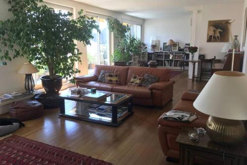 Photo de la galerie de l'établissement Bel appartement lumineux / Happy rooftop 120 m2, à Paris