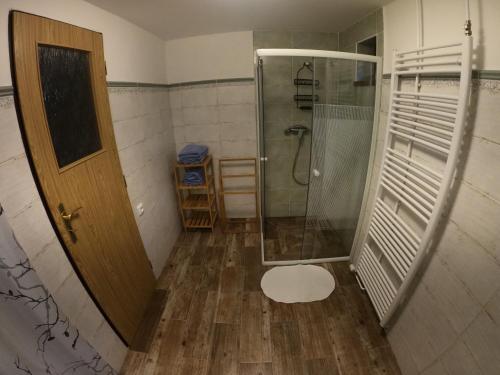 Koupelna v ubytování Apartmán U Sjezdovky