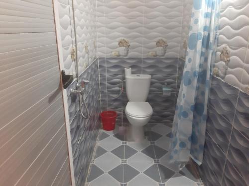 Um banheiro em Guests House